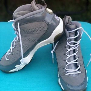 Nike Air Jordan Retro IX 9 Cool Grey White 4 Youth